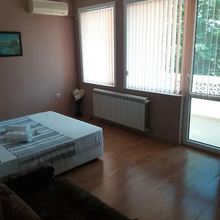 Albatros Guest house